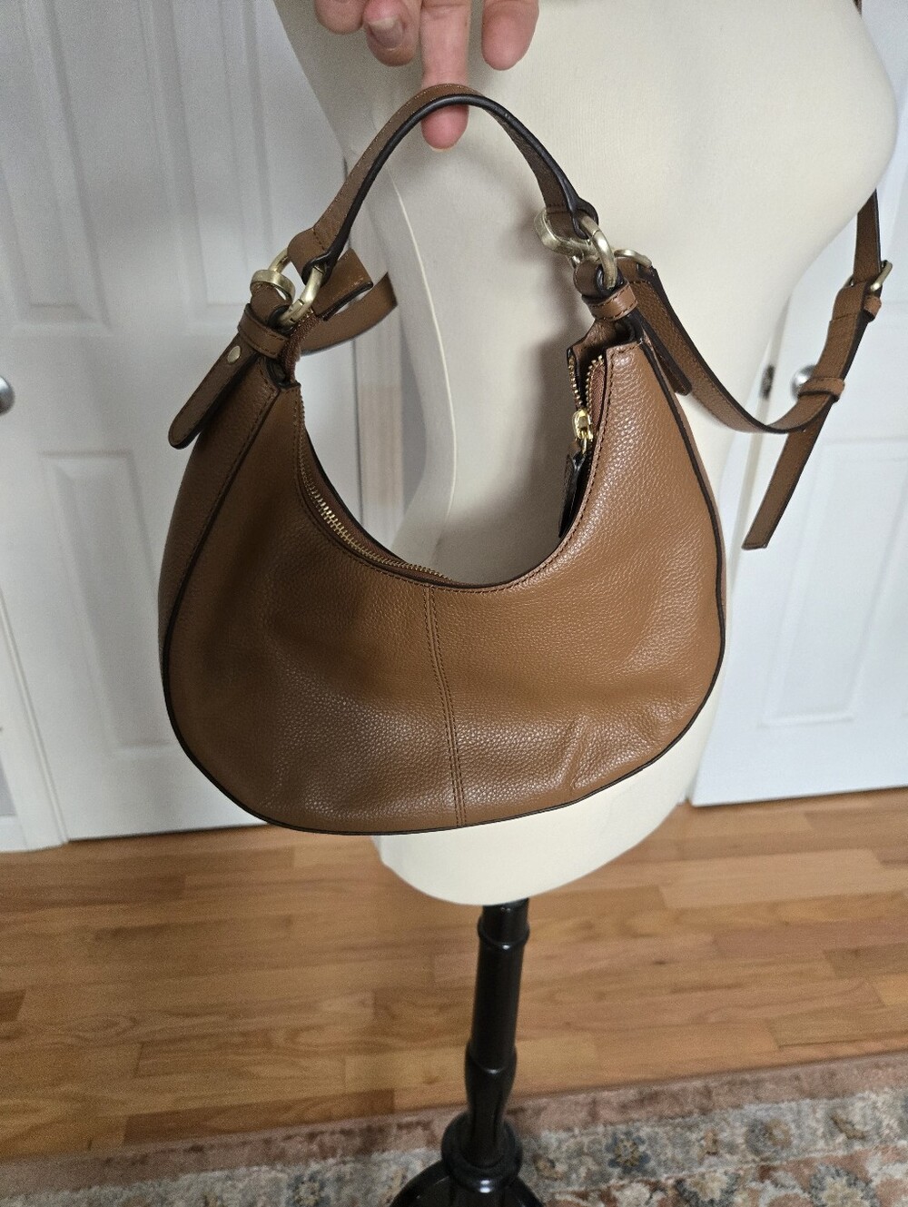 J. Jill Pebbled Crescent Shoulder Bag in Cognac Brown